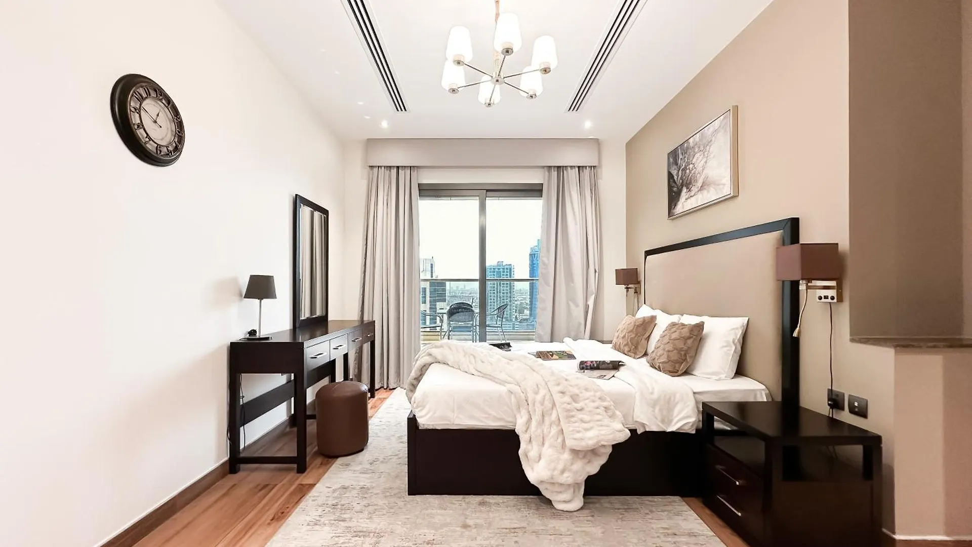 Trophy Sunset Serenity Suite In Downtown With Panromic Skyline Views Dubai