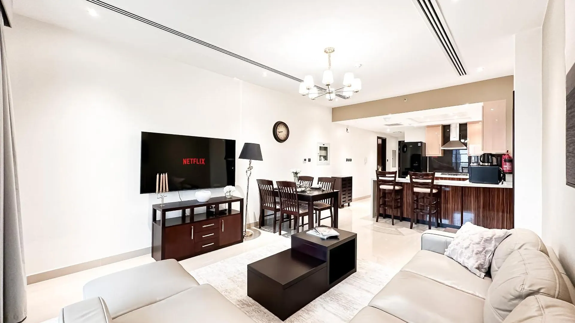 Trophy Sunset Serenity Suite In Downtown With Panromic Skyline Views Dubaj Apartmán