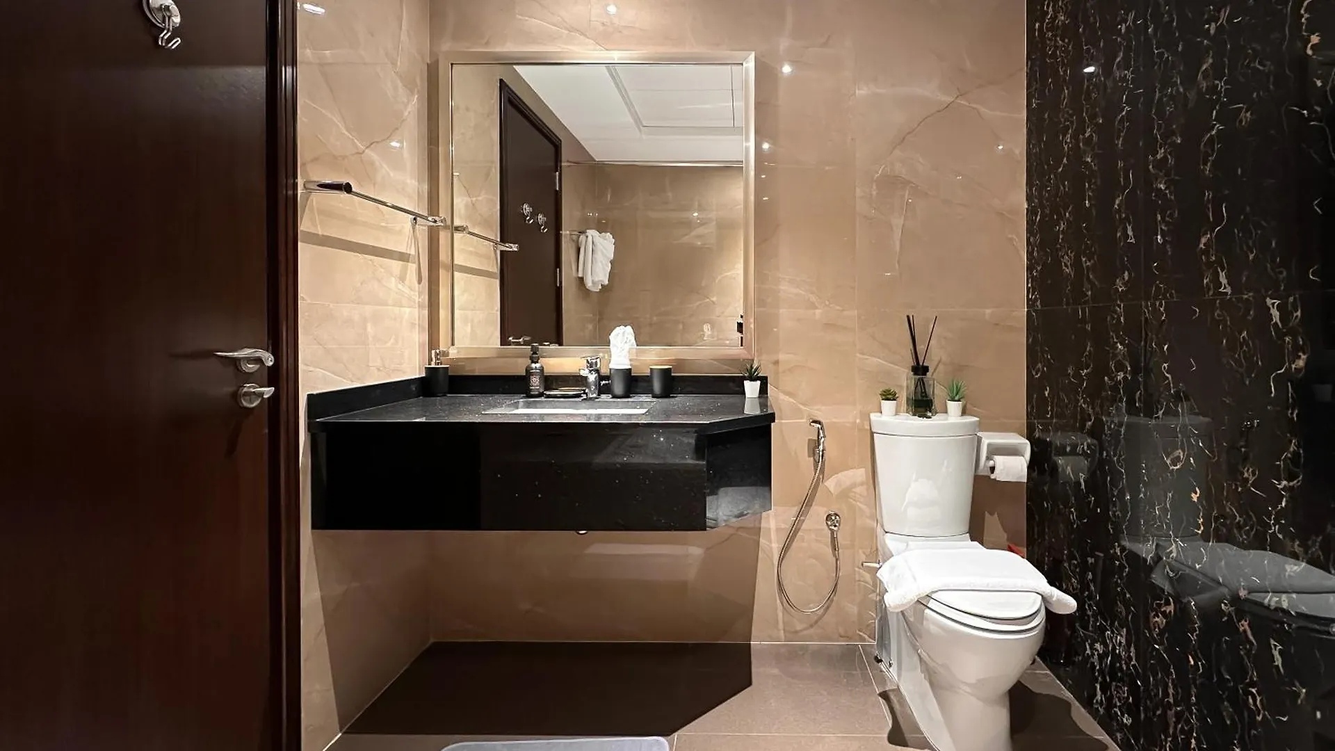 Apartmán Trophy Sunset Serenity Suite In Downtown With Panromic Skyline Views Dubaj